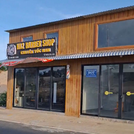 khach hang phu hop dien mat troi khi gia dien tang